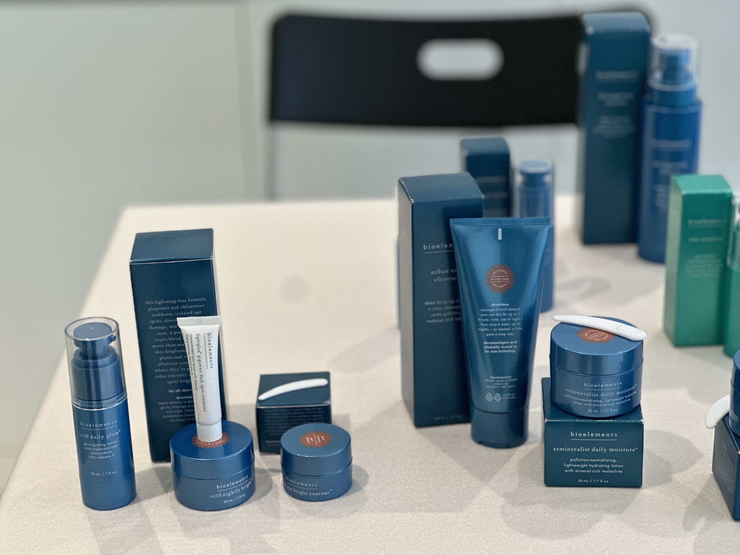 hình ảnh của gian hàng trưng bày Bioelements tại sự kiện DR.LY ngày 24/5/2024